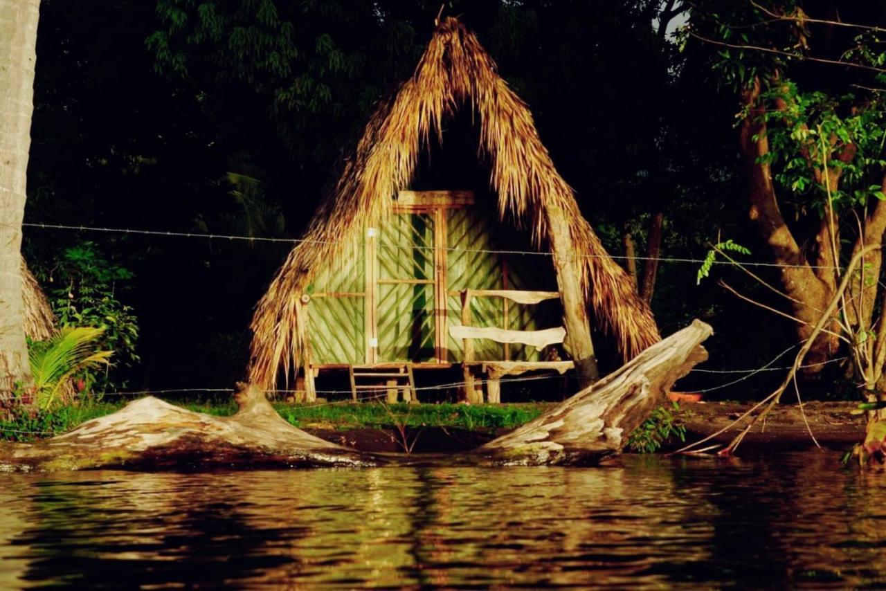 La Sirenita - Ometepe Hotel Altagracia Ngoại thất bức ảnh