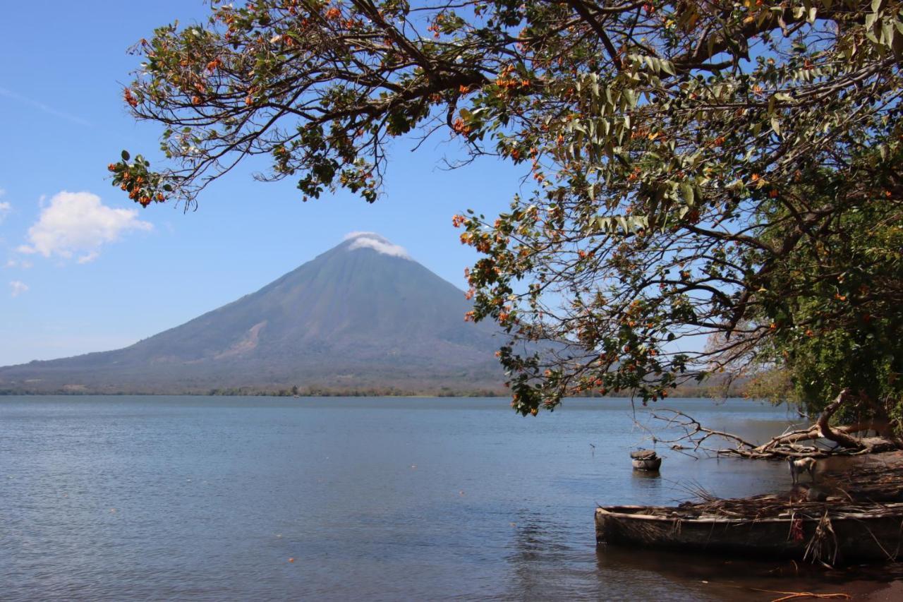 La Sirenita - Ometepe Hotel Altagracia Ngoại thất bức ảnh