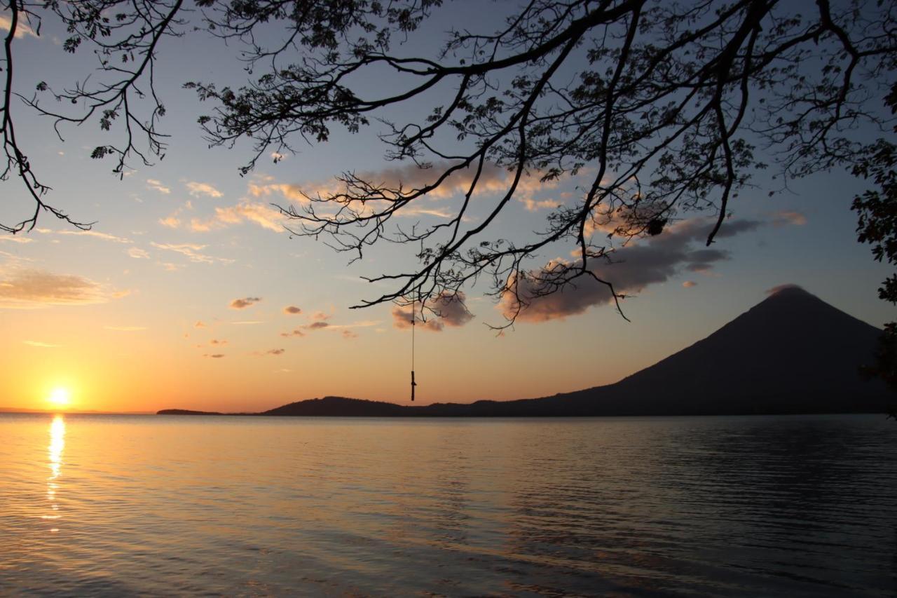 La Sirenita - Ometepe Hotel Altagracia Ngoại thất bức ảnh