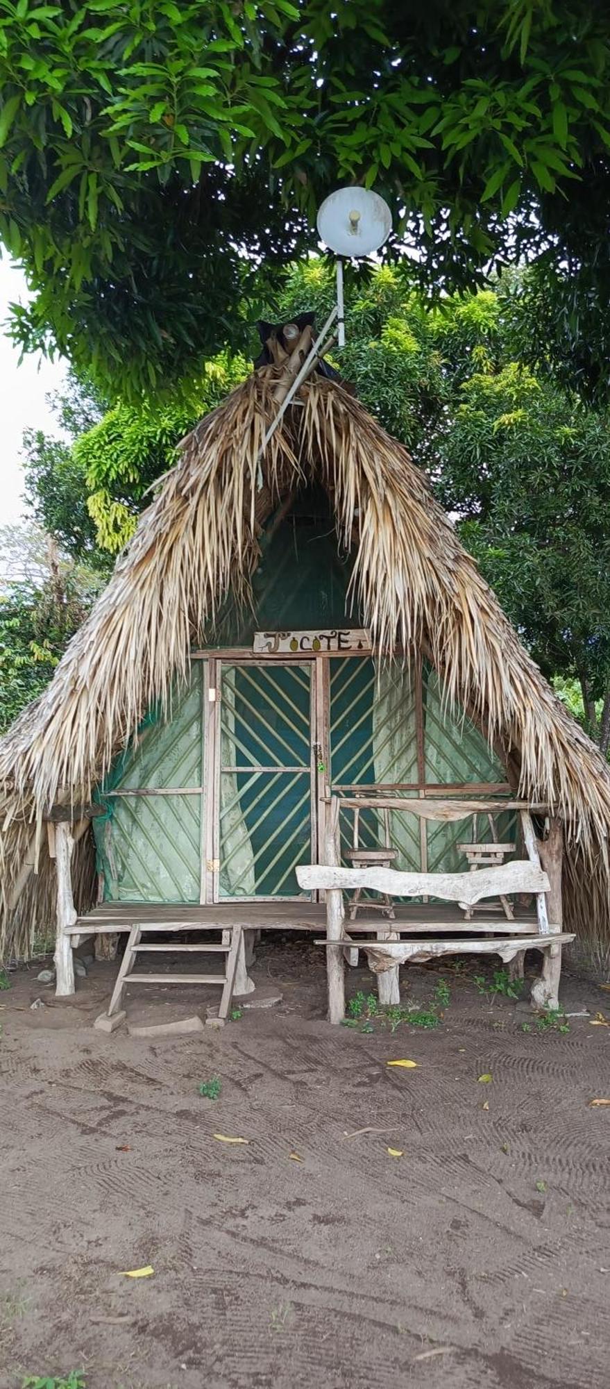 La Sirenita - Ometepe Hotel Altagracia Ngoại thất bức ảnh